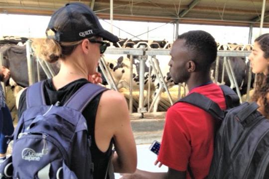 Studenten op bezoek bij Boerderij Polderzicht